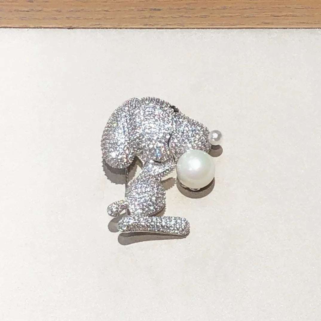 Cartoon Puppy Pearl Brooch